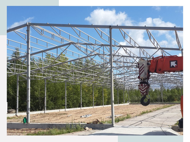 Строительство конюшен в Калуга от 607 руб. под ключ